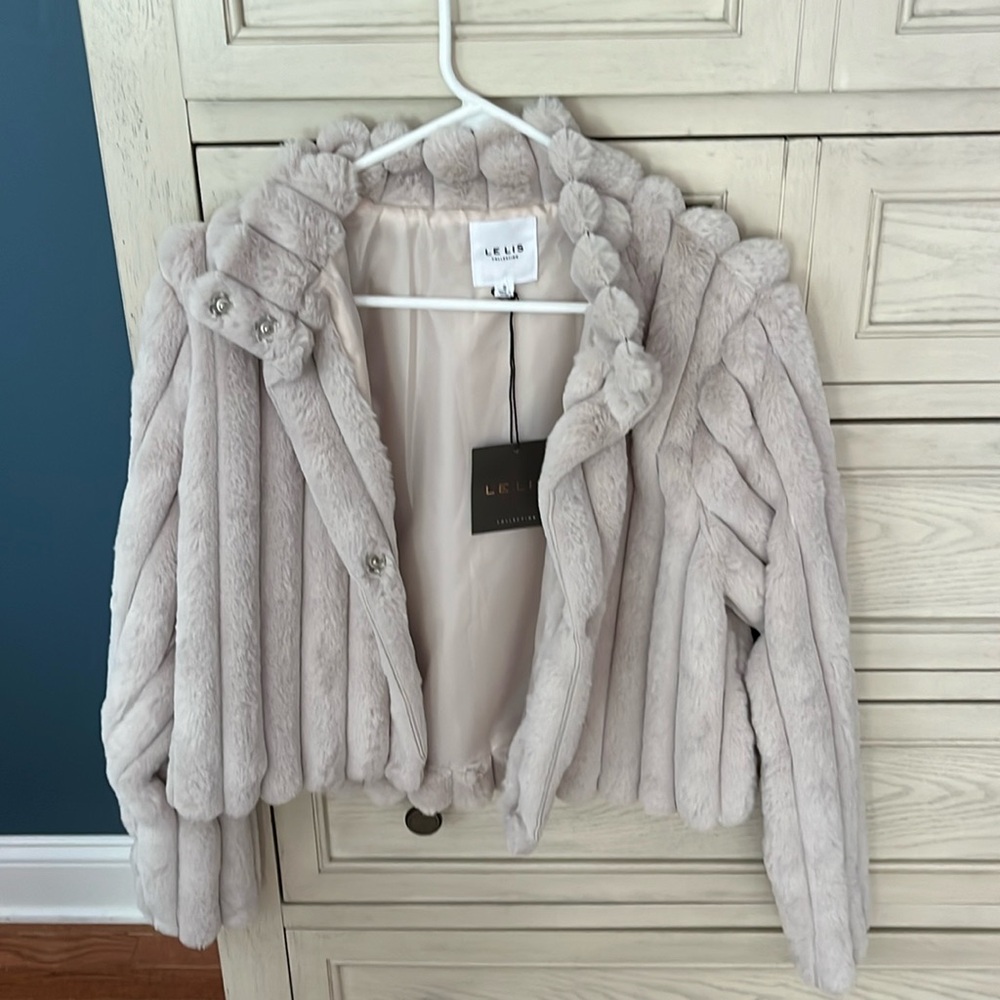 Le Lis cardigan sweater size small New with Tags